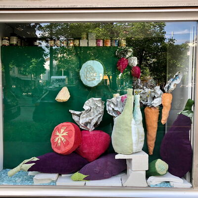Gemüse & Früchte im Sommerfenster